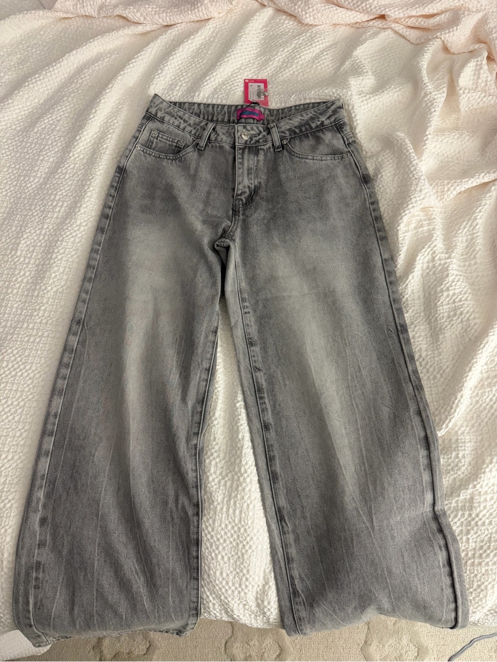 Edikted RAELYNN WASHED LOW RISE JEANS